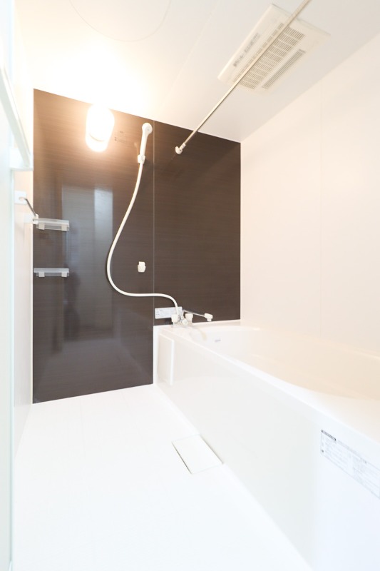 バス・シャワールーム　図面と現状に相違がある場合には現状を優先