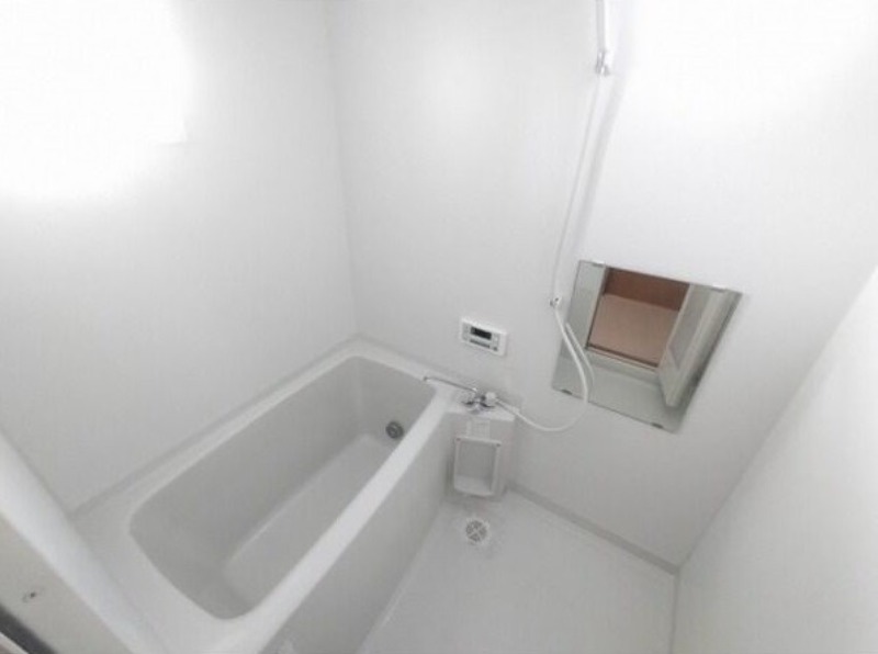 バス・シャワールーム　図面と現状に相違がある場合には現状を優先