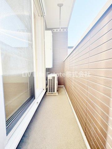 バルコニー　※同仕様写真