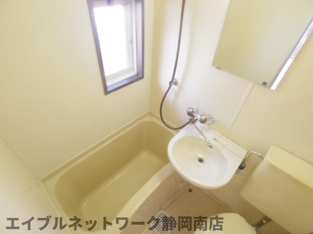 バス・シャワールーム　同イメージ