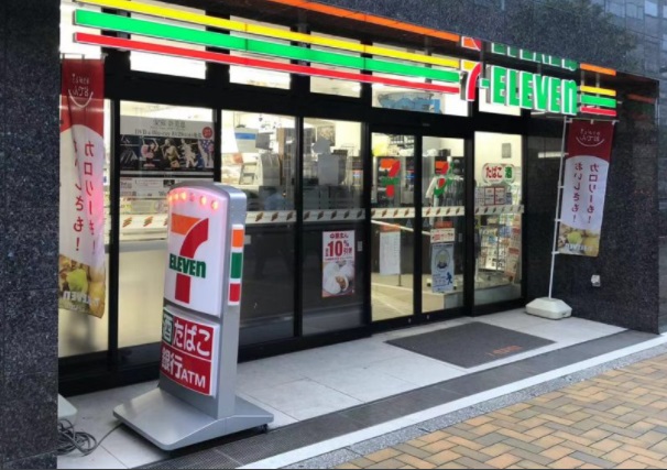 コンビニ　セブンイレブン 中央区新川1丁目店（コンビニ）まで142m