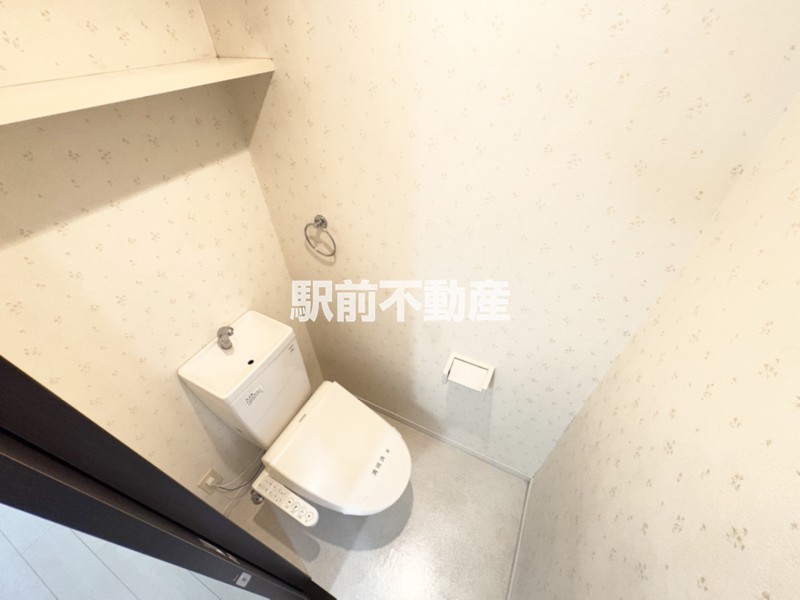 トイレ　温水洗浄便座付☆