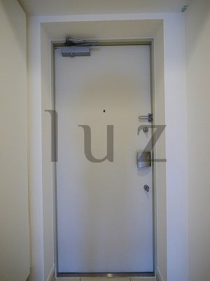 玄関　綺麗な玄関スペースです。