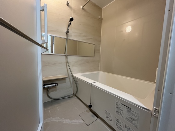 バス・シャワールーム　※掲載写真は同マンション別部屋参考写真となります。