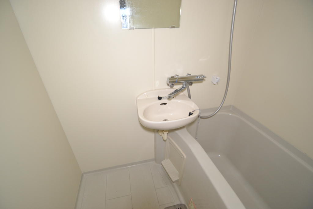 バス・シャワールーム　広めのゆったりバス