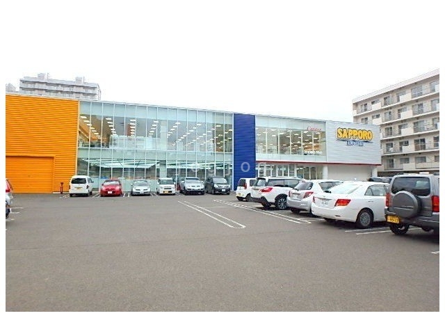 ドラックストア　サツドラ中の島店（ドラッグストア）まで57m