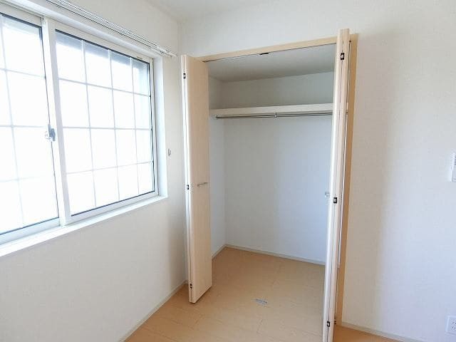 収納　クローゼット