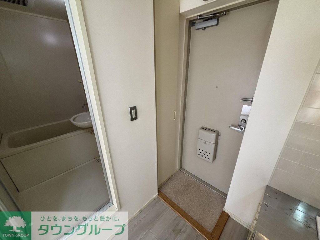 玄関　バルコニー