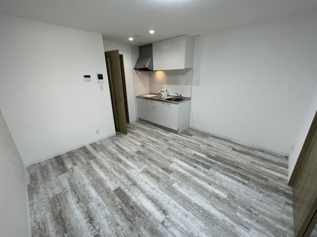 居室・リビング　すっきりとしたダイニングキッチンです。