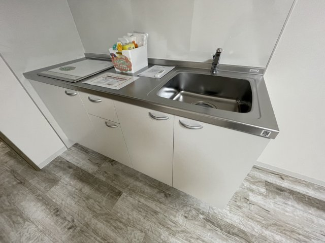 キッチン　IHの広めなキッチンです。