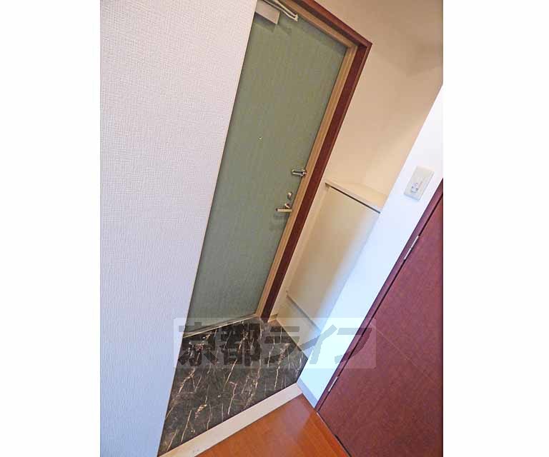 玄関　広い玄関です。