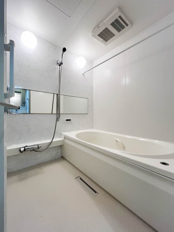 バス・シャワールーム