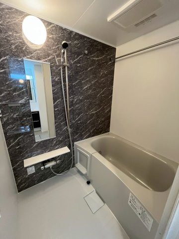 バス・シャワールーム　お風呂です