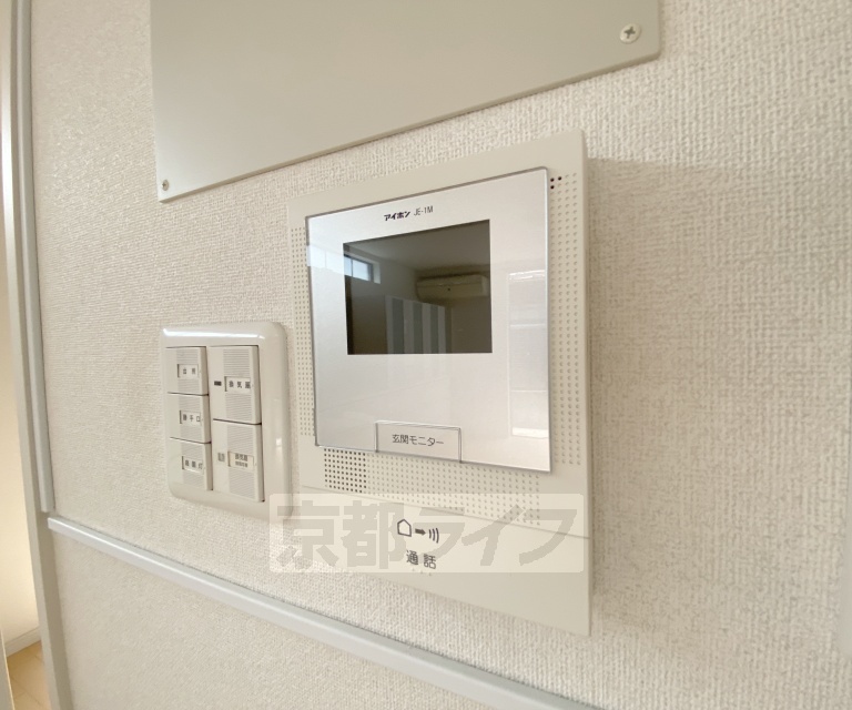 セキュリティ　モニターで来客確認できるので安心です。