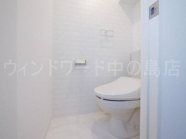 トイレ　詳細は、ウィンドワード中の島店までご相談下さい。