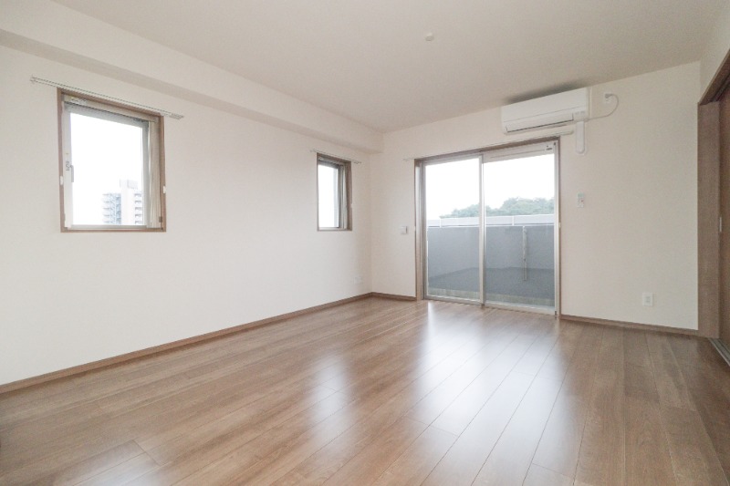 居室・リビング　図面と現状に相違がある場合には現状を優先