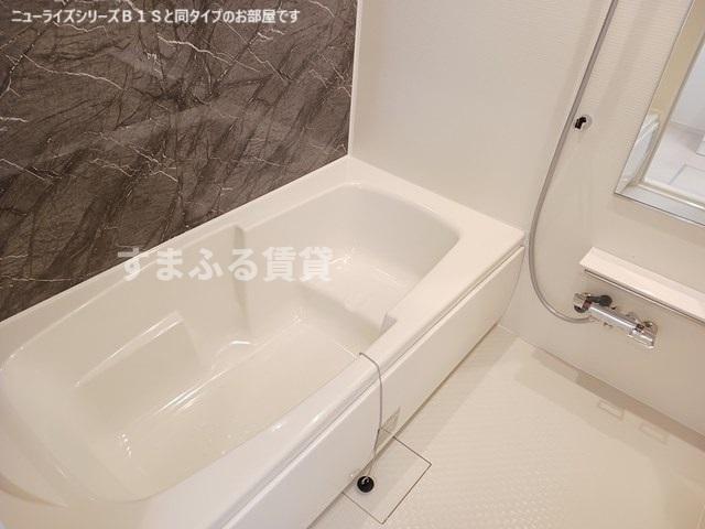 バス・シャワールーム　同仕様　同施工会社　風呂