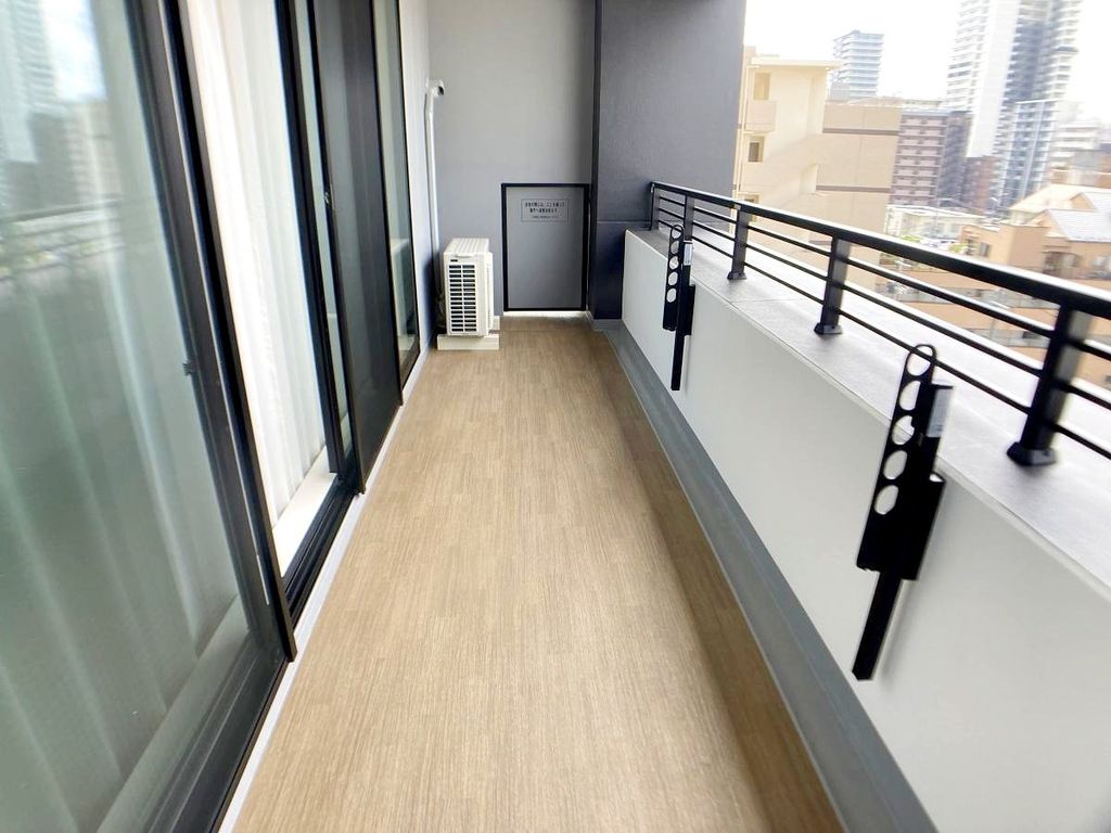 バルコニー　バルコニー