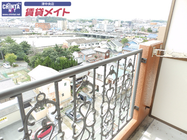 バルコニー　同じ物件、別部屋の写真です