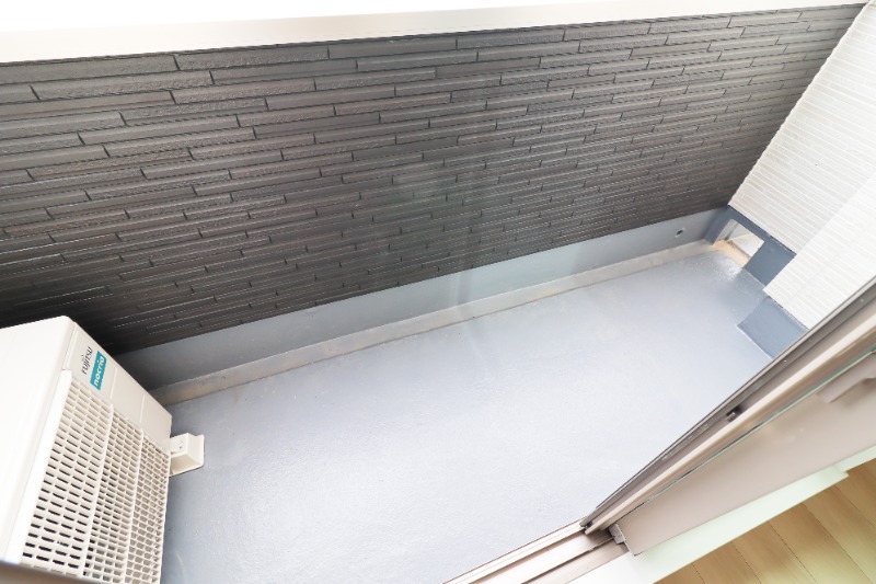 バルコニー　図面と現状に相違がある場合には現状を優先