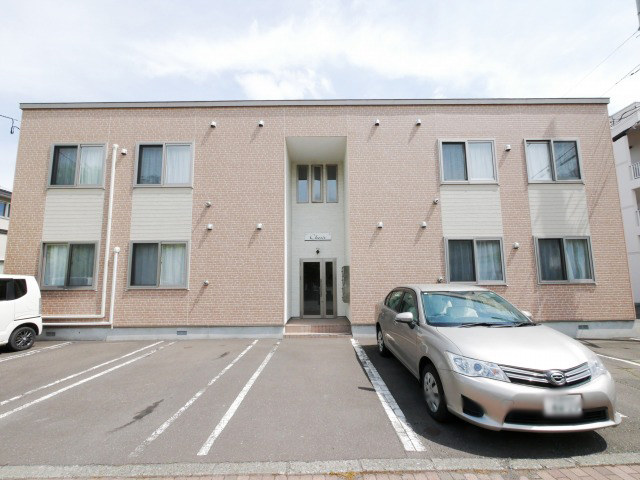 建物外観　☆物件名【シェリル】とお伝えください！