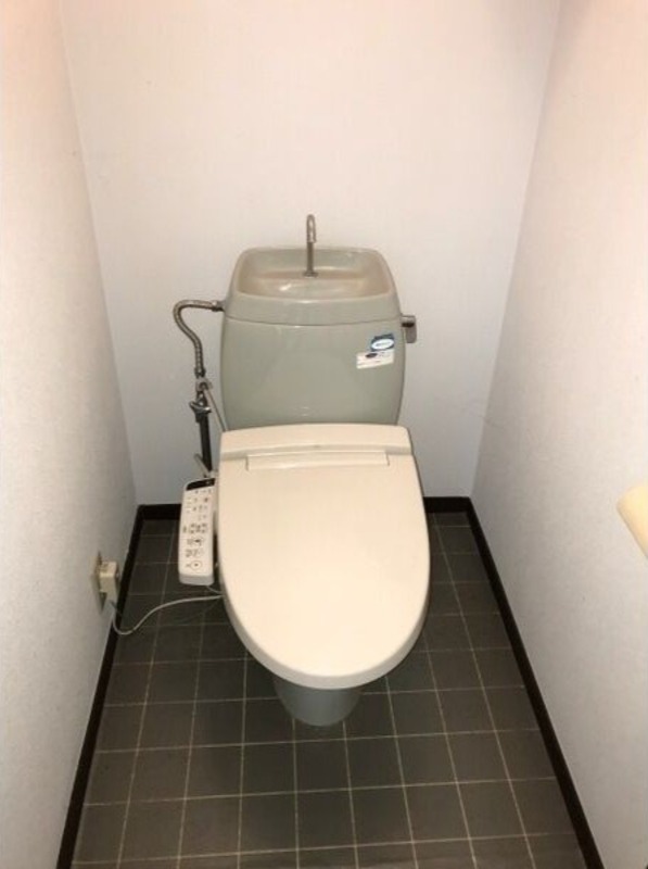 トイレ　図面と現状に相違がある場合には現状を優先