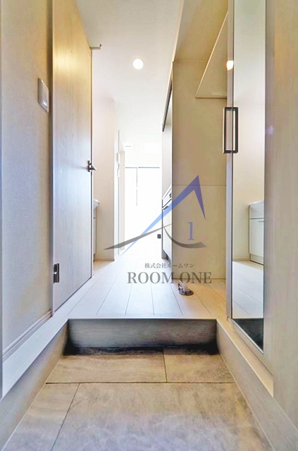 玄関　玄関です。