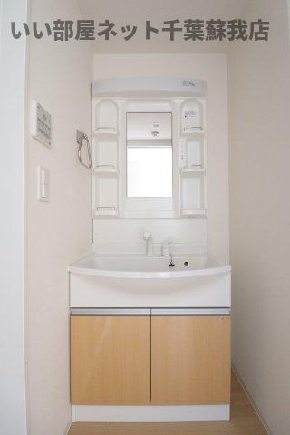 洗面設備　忙しい朝には欠かせない洗面所です