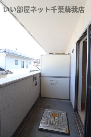 バルコニー　お洗濯にも便利なバルコニー付き