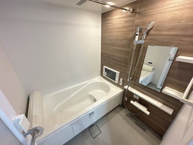 バス・シャワールーム　浴室