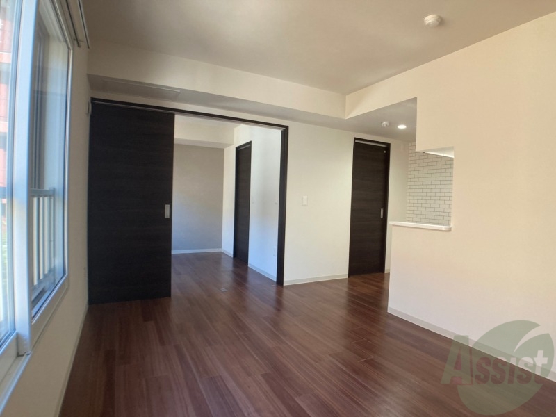 居室・リビング　広くてキレイなお部屋が広がっていて、充実した生活が送れそう。