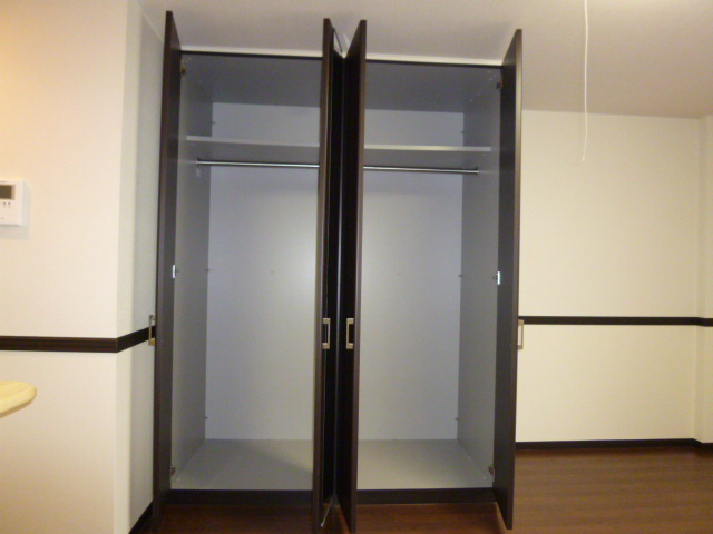 収納　クローゼット