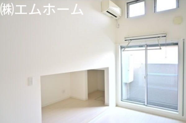 居室・リビング　下階洋室5.2帖　アンダーロフト4.7帖　イメージ写真