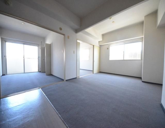 居室・リビング　★広々リビング★