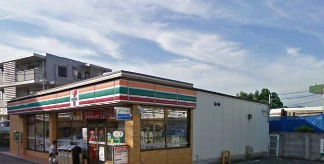 コンビニ　★★セブンイレブン（コンビニ）まで726m