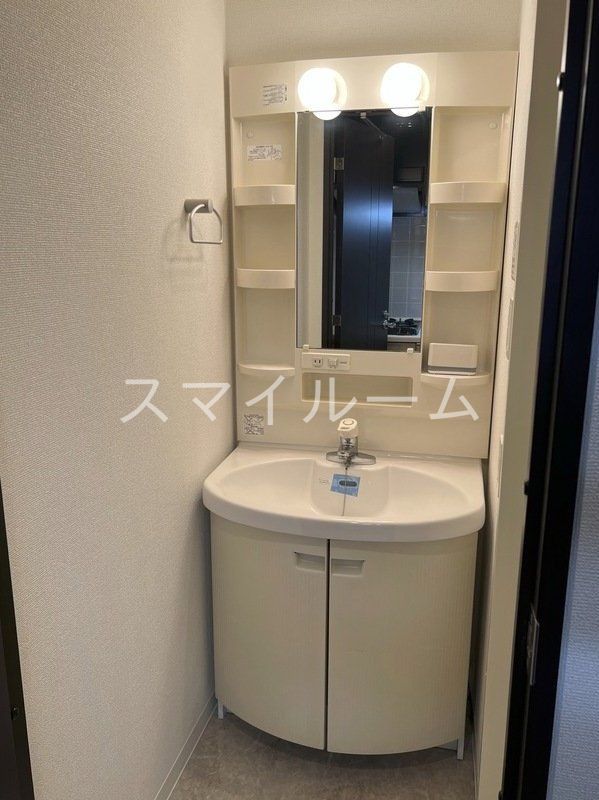 洗面設備　※別部屋参考写真です。