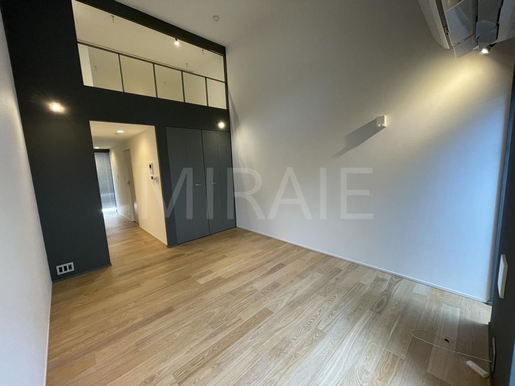 居室・リビング　他号室（１階）の参考写真です