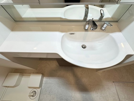 洗面設備　※別部屋の写真です