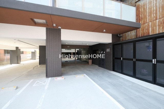 エントランス　ゆとりのあるエントランスです