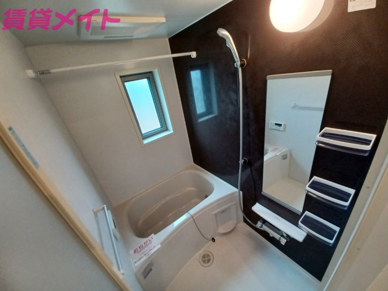 バス・シャワールーム　同型参考写真