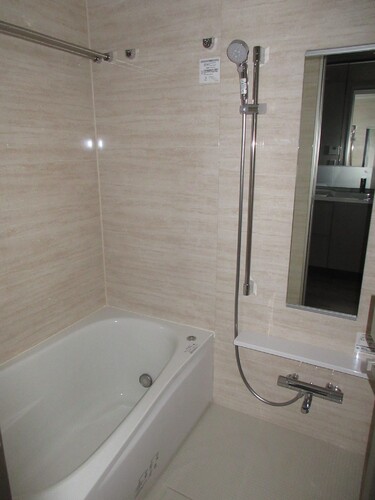 バス・シャワールーム　浴室