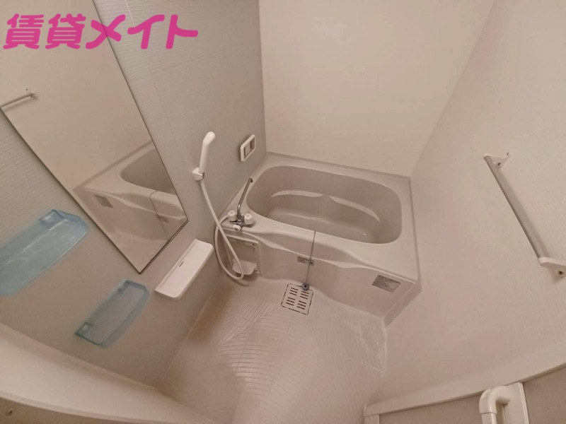 バス・シャワールーム　同型参考写真