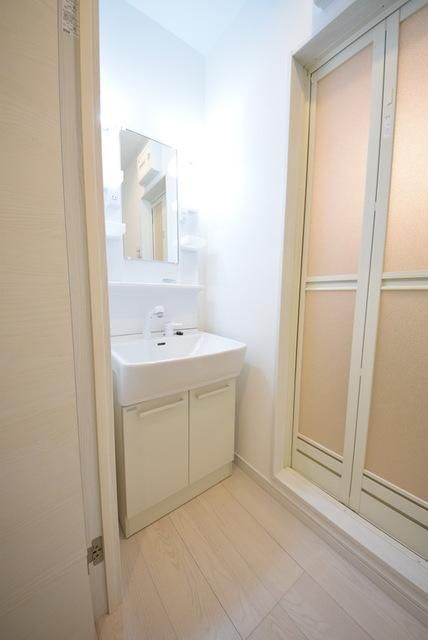 洗面設備　お部屋探しはタウンハウジング蘇我店にお任せ下さい♪