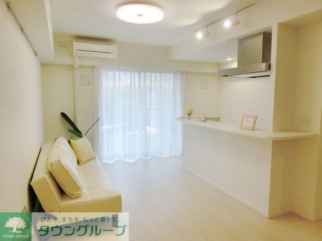 居室・リビング　★ゆったりとしたリビングでごゆっくりお寛ぎ頂けます★