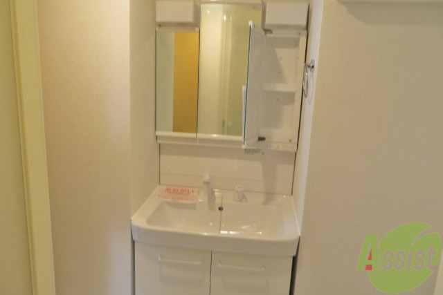 洗面設備　洗面はこちらでお願い致します。歯磨きもバッチリです。