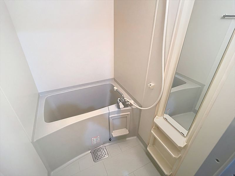 バス・シャワールーム　※写真は同物件の別部屋です