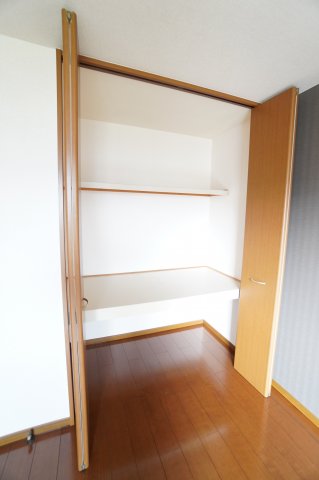 収納　※同物件・反転タイプの写真です。