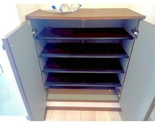 玄関　便利なカウンター型シューズボックス♪