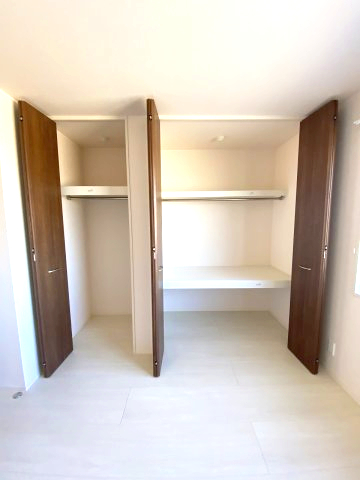 収納　※同タイプの部屋写真です