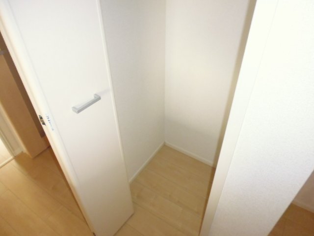 収納　パントリー